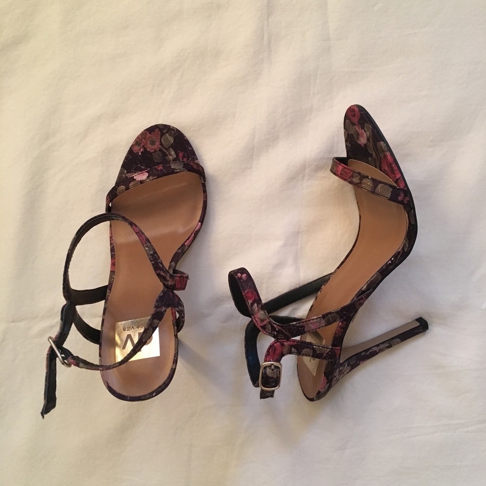DV Orann Floral Heels NWT